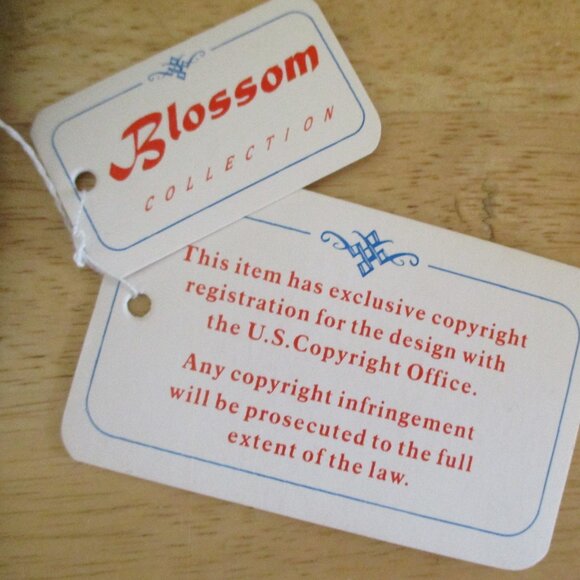 NWT! Vtg Bride and Groom Pug Dogs Wallet, Sequins, Floral, Blossom Collections - Picture 6 of 15